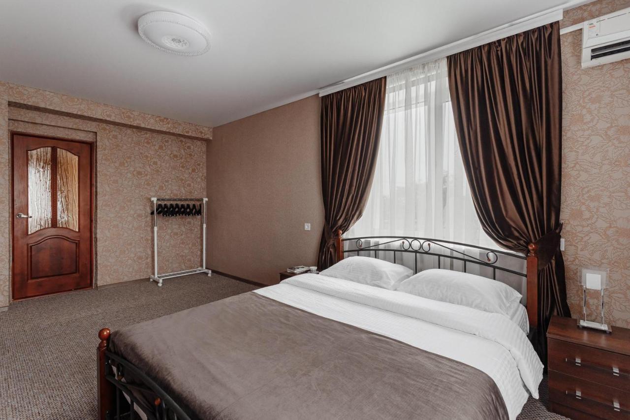 Bulgary House Hotel Kryzhanivka Exterior photo